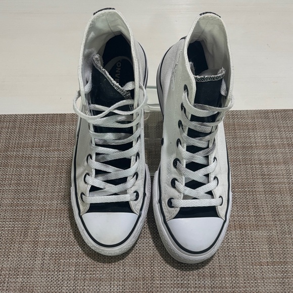 Converse All Star hi-top platform sneakers. Women’s size 7. Excellent condition - Picture 3 of 9